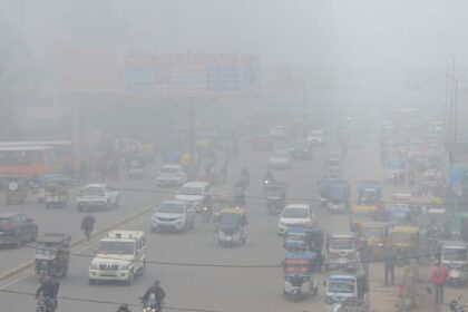 फाल्गुन - फाल्गुन में फॉग: बरेली में फिर छाया कोहरा, ठंड का बढ़ा असर; जानिए तराई के जिलों में मौसम का हाल