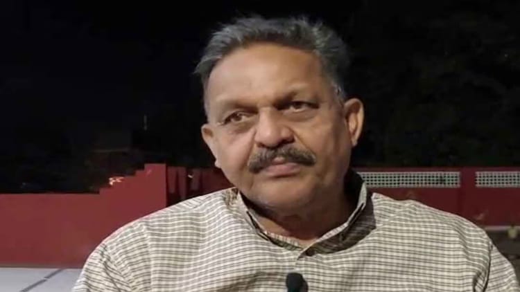 High - High Court : डीएम गाजीपुर 5 सप्ताह में कारण सहित आदेश करें पारित, सांसद अफजाल की पत्नी के कुर्क मकान का मामला