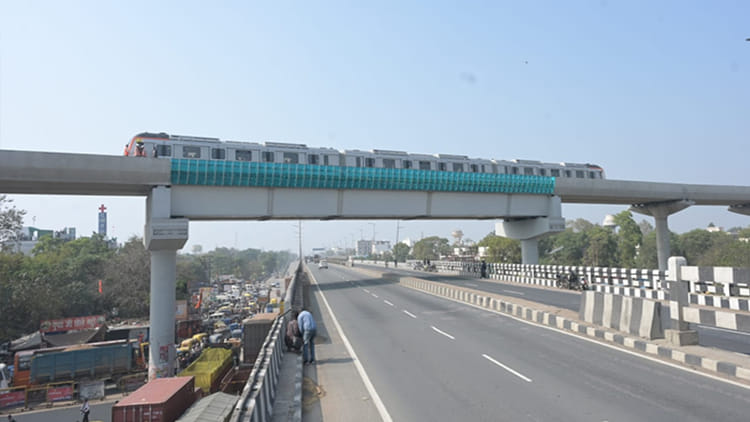 Kanpur: - Kanpur: पहली बार नौबस्ता तक पहुंची मेट्रो, अप्रैल में पूरा होगा सफर का सपना