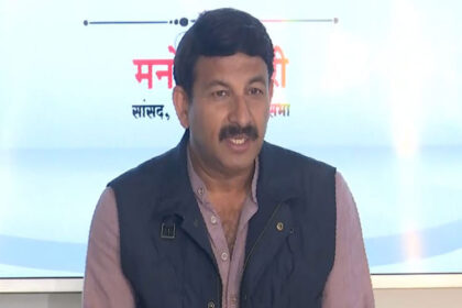 BJP: - BJP: मनोज तिवारी का आरोप- विपक्ष साजिश के तहत पीएम मोदी को बोलने नहीं दे रहा, ये जनता के पैसे की बर्बादी