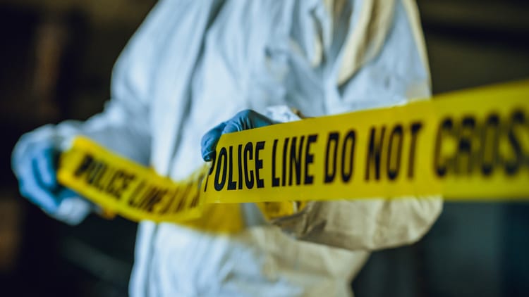 Sitapur - Sitapur News: कंपोजिट विद्यालय में मिली शिक्षक की लाश, एक दिन पहले हुई थी बर्खास्तगी; माना गया था फर्जी टीचर