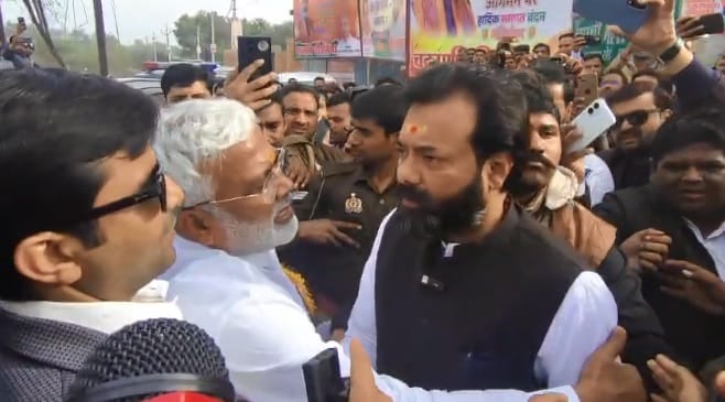 UP: जलशक्ति - UP: जलशक्ति मंत्री को बंधक बनाने वाले भाजपा विधायक के खिलाफ नोटिस जारी, 7 दिन में मांगा गया जवाब