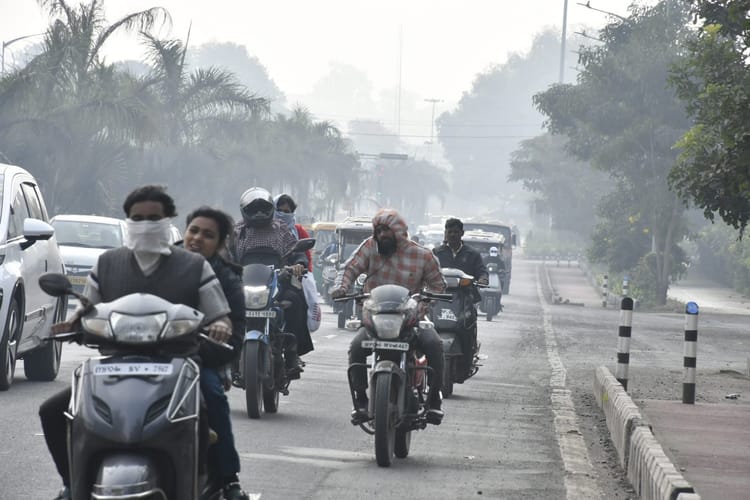 फिर मौसम - फिर मौसम लेगा करवट: जम्मू-कश्मीर, हिमाचल और उत्तराखंड में कोहरे की चेतावनी; पहाड़ों पर बारिश-बर्फबारी के आसार
