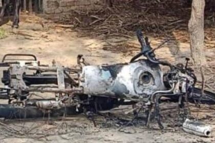 UP News: - UP News: भतीजे ने बाइक पर लगा दी आग, डांटा तो सिर पर हथौड़ी से वार करके ताऊ की कर दी हत्या