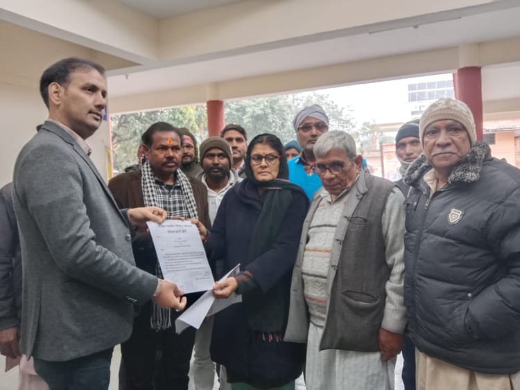 Lakhimpur - Lakhimpur Kheri News: मैलानी-नानपारा रेल लाइन बंद करने की साजिश का विरोध