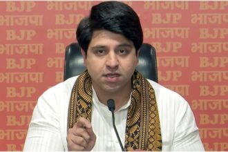 BJP: - BJP: 'तिरुप्परनकुंड्रम पर रोजाना नमाज नहीं', सुप्रीम कोर्ट का फैसला; भाजपा बोली- कटघरे में विपक्ष की राजनीति