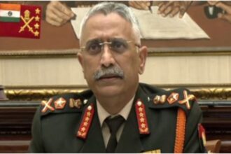 Naravane - Naravane Memoir Row: 'अब तक प्रकाशित नहीं हुई फोर स्टार्स ऑफ डेस्टिनी', जनरल नरवणे की किताब पर पेंगुइन की सफाई