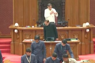 UP Budget - UP Budget 2026 Live: दिवंगत सदस्यों को दी गई श्रद्धांजलि, सदन स्थगित; कल बजट पेश करेगी यूपी सरकार