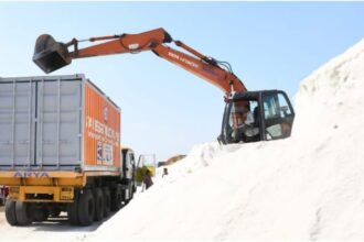 Railway: - Railway: 15 मिनट में लोडिंग-पांच मिनट में अनलोडिंग, नमक ढुलाई में रेलवे का ये फास्ट ट्रैक फॉर्मूला हुआ हिट