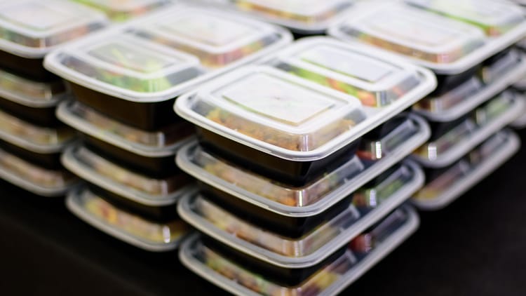 अदृश्य - अदृश्य महामारी: सुविधा से संकट बना प्लास्टिक, 2040 तक इंसानों से छीन सकता है 8.3 करोड़ स्वस्थ जीवन वर्ष