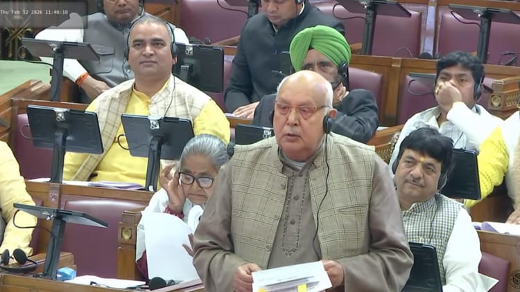 UP Assembly - UP Assembly Live: "यूपी में डीजल की कीमतें पश्चिम बंगाल और केरल से काफी कम, तीन साल से वैट नहीं लगाया"