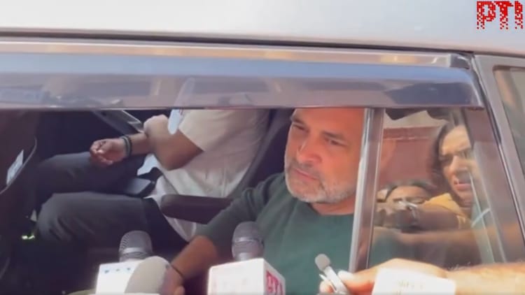 मीडिया - मीडिया पर क्यों भड़के राहुल गांधी?: 'आप पूरी तरह से BJP के...', विशेषाधिकार प्रस्ताव के सवाल पर कही यह अहम बात