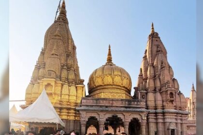 UP Budget - UP Budget 2026: योगी सरकार के बजट में धार्मिक पर्यटन को उड़ान, विश्वनाथ कॉरिडोर के लिए मिले 100 करोड़