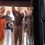 Lakhimpur - Lakhimpur Kheri: अफसरों ने पौराणिक शिव मंदिर परिसर का किया निरीक्षण, महाशिवरात्रि की तैयारियों को परखा