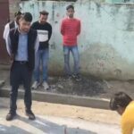 Lakhimpur - Lakhimpur Kheri: सीडीओ के निरीक्षण में खुली सड़क निर्माण की पोल, काम रुकवाया, जांच को भेजे गए सैंपल