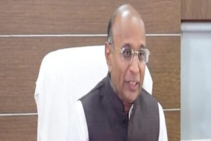 Ahmedabad: - Ahmedabad: अहमदाबाद नगर निगम भर्ती में अब 33 फीसदी महिला आरक्षण, 216 करोड़ के विकास कार्यों को मंजूरी