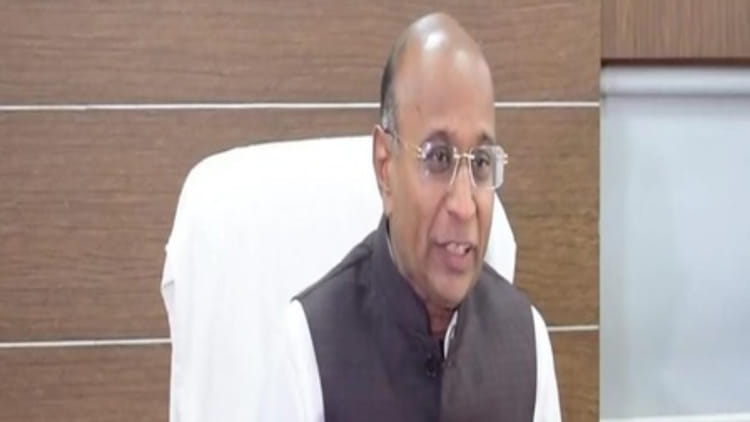 Ahmedabad: - Ahmedabad: अहमदाबाद नगर निगम भर्ती में अब 33 फीसदी महिला आरक्षण, 216 करोड़ के विकास कार्यों को मंजूरी