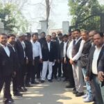 Lakhimpur - Lakhimpur Kheri News: रामपुर में अधिवक्ता की हत्या के विरोध में प्रदर्शन