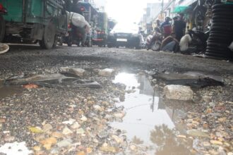 Parliament: - Parliament: 'पांच साल में गड्ढों से होने वाली मौतों में 53 फीसदी का इजाफा', सरकार ने संसद को दी जानकारी