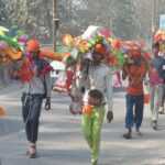 Mahashivratri - Mahashivratri 2026: दिल्ली हाईवे पर 15 की शाम तक नहीं चलेंगे भारी वाहन, सड़कों पर कांवड़ियों का रेला..तस्वीरें