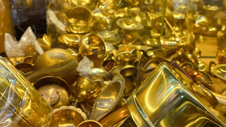 Maha - Maha Shivratri: 250 करोड़ के धातुओं और दुर्लभ रुद्राक्ष से महकी काशी, 400 करोड़ के पार होगा कारोबार