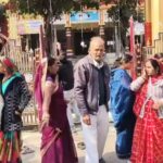 Lakhimpur - Lakhimpur Kheri: यहां जमीन फोड़कर प्रकट हुआ शिवलिंग, नाम पड़ा भुईफोरवानाथ शिव मंदिर