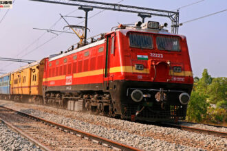 Railway - Railway News: होली पर दस और विशेष ट्रेनों की समय सारिणी जारी, अयोध्या-काशी जाने वालों के लिए मिलेगी राहत