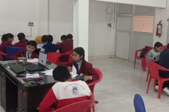 Lakhimpur - Lakhimpur Kheri News: लेवल-टू ओलंपियाड परीक्षा देकर खिले छात्रों के चेहरे