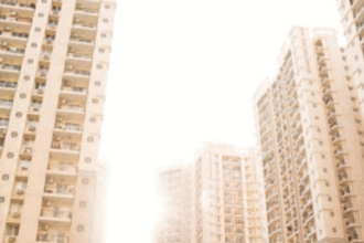 UP: नोएडा - UP: नोएडा के ओरा, एपेक्स और रीयलकॉन अपार्टमेंट होंगे नीलाम, रेरा बकाया पर बिल्डर की बढ़ीं मुश्किलें