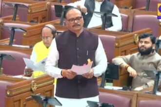 UP Vidhan - UP Vidhan Mandal Session live: ब्रजेश पाठक बोले-आशा बहुअन का मातृत्व अवकाश भी दई रहेन, सपा से दोगुना मानदेय भी