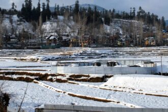 Weather: - Weather: पश्चिमी विक्षोभ सक्रिय, पहाड़ों पर बर्फबारी; मैदानों में बारिश के आसार, इन इलाकों में बढ़ेगी गर्मी