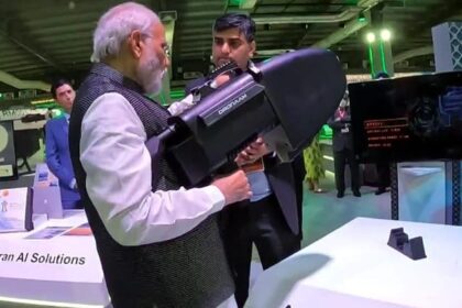 यूपी: - यूपी: ऑपरेशन सिंदूर से चर्चाओं में आई एंटी ड्रोन गन ‘द्रोणम' का निर्माण अब झांसी में, यह है खासियत