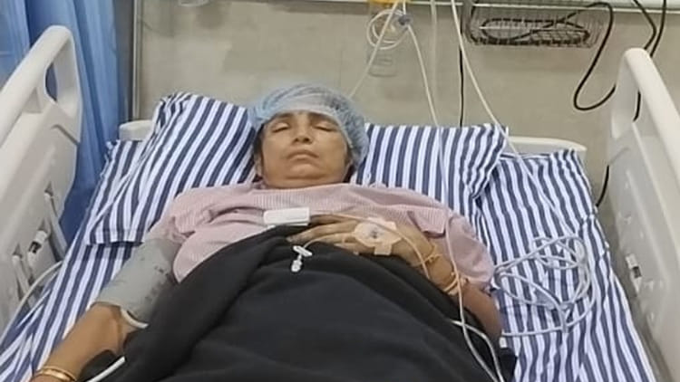 Banda: - Banda: काम के अत्यधिक दबाव से बीएलओ को हार्ट अटैक, ग्वालियर रेफर