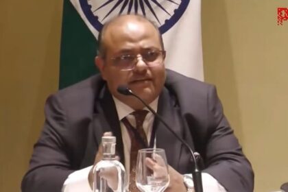 MEA: - MEA: 'द्विपक्षीय रणनीतिक साझेदारी को नए स्तर पर ले जाने का फैसला लिया', मैक्रों की भारत यात्रा विदेश मंत्रालय