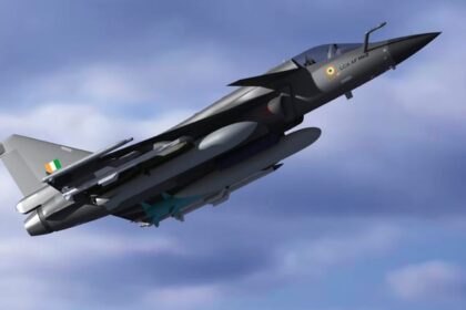 IFR Milan: - IFR Milan: आज गरजेंगे मिग-29के, एलसीए तेजस और पी-8आई टोही विमान; राष्ट्रपति लेंगी अंतरराष्ट्रीय बेड़े की सलामी