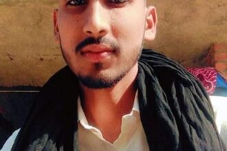 Lakhimpur - Lakhimpur Kheri News: पेड़ से गिरकर दुधवा के चारा कटर की मौत