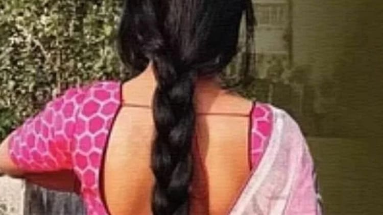 Aligarh: - Aligarh: बेटे की शादी से पहले भांजे के साथ गई मामी, थाने के चक्कर काट रहा मामा, नौ लोगों के खिलाफ रिपोर्ट दर्ज