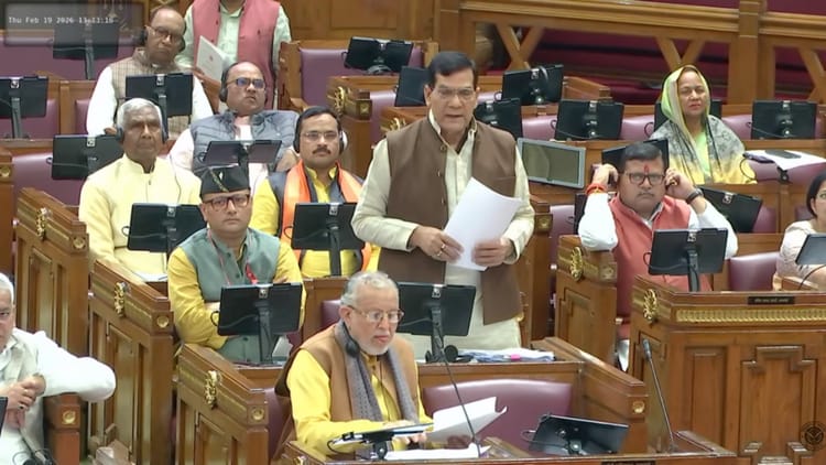 यूपी - यूपी बजट सत्र: "यूपी में छह साल में एक भी बार नहीं बढ़ाई गईं बिजली की दरें" ऊर्जा मंत्री ने सदन में दिया जवाब