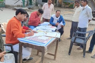 SIR: - SIR: अब पूरे देश में एसआईआर की तैयारी, चुनाव आयोग ने 22 राज्यों-UTs को जल्द तैयारी पूरी करने के दिए निर्देश