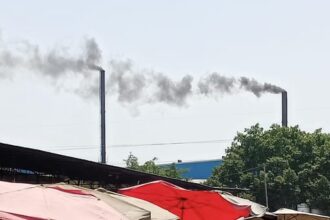 चिंताजनक: - चिंताजनक: ग्रीन हाउस उत्सर्जन नहीं थमा तो भयावह संकट से जूझेगी दुनिया, 1.16 अरब लोग पर जोखिम