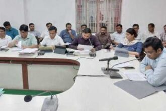 मौत के - मौत के बाद वसीयत: फर्जीवाड़े के खेल में फंसे उप निबंधक, निलंबन की लटकी तलवार; DM की जांच में सामने आया सच