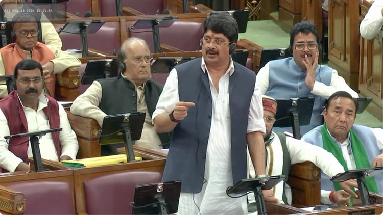 UP Vidhansabha: - UP Vidhansabha: राजा भैया बोले- सरकार ने सबसे बड़ा बजट पेश किया, इसे खर्च करना भी सुनिश्चित करें