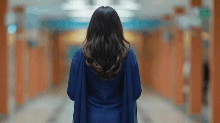 रिश्तों - रिश्तों पर कलंक: फुफेरे भाई ने इंस्टाग्राम जाल में फंसा किशोरी के अश्लील फोटो लिए, ब्लैकमेल कर जेवर हड़पे