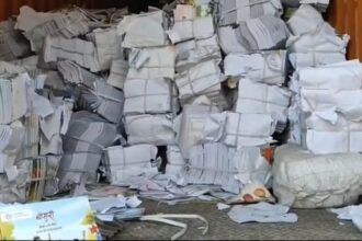 कबाड़ - कबाड़ में शिक्षा का सौदा: 15,593 सरकारी किताबें गायब, जांच में हर रोज नए खुलासे; कार्रवाई की जद में कई अफसर