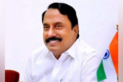 K. A. - K. A. Sengottaiyan: उम्मीदवार चयन पर टिप्पणी को लेकर TVK का पलटवार, सेंगोट्टईयन ने भाजपा नेता तमिलिसाई को घेरा