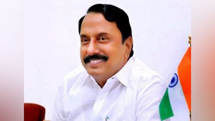 K. A. - K. A. Sengottaiyan: उम्मीदवार चयन पर टिप्पणी को लेकर TVK का पलटवार, सेंगोट्टईयन ने भाजपा नेता तमिलिसाई को घेरा