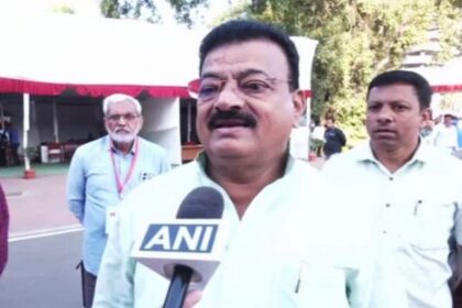 Maharashtra: - Maharashtra: भास्कर जाधव बोले- सरकार की चाय पार्टी का बहिष्कार करेगा विपक्ष, भारत-US समझौते का दिया हवाला