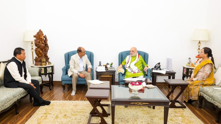 Manipur: - Manipur: सीएम खेमचंद ने उपमुख्यमंत्रियों के साथ की गृह मंत्री से मुलाकात, मणिपुर में शांति बहाली पर फोकस