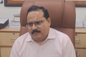 SIR in - SIR in Uttar Pradesh: 1.66 करोड़ नोटिसों की सुनवाई पूरी, 11 जिलों में 70 फीसदी काम पूरा