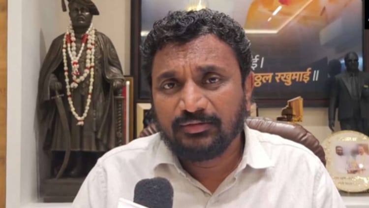 Maharashtra: - Maharashtra: NCP नेता ने अजित पवार के विमान हादसे पर उठाए सवाल, पूछा- क्या पायलट सुमित आत्मघाती हमलावर थे?